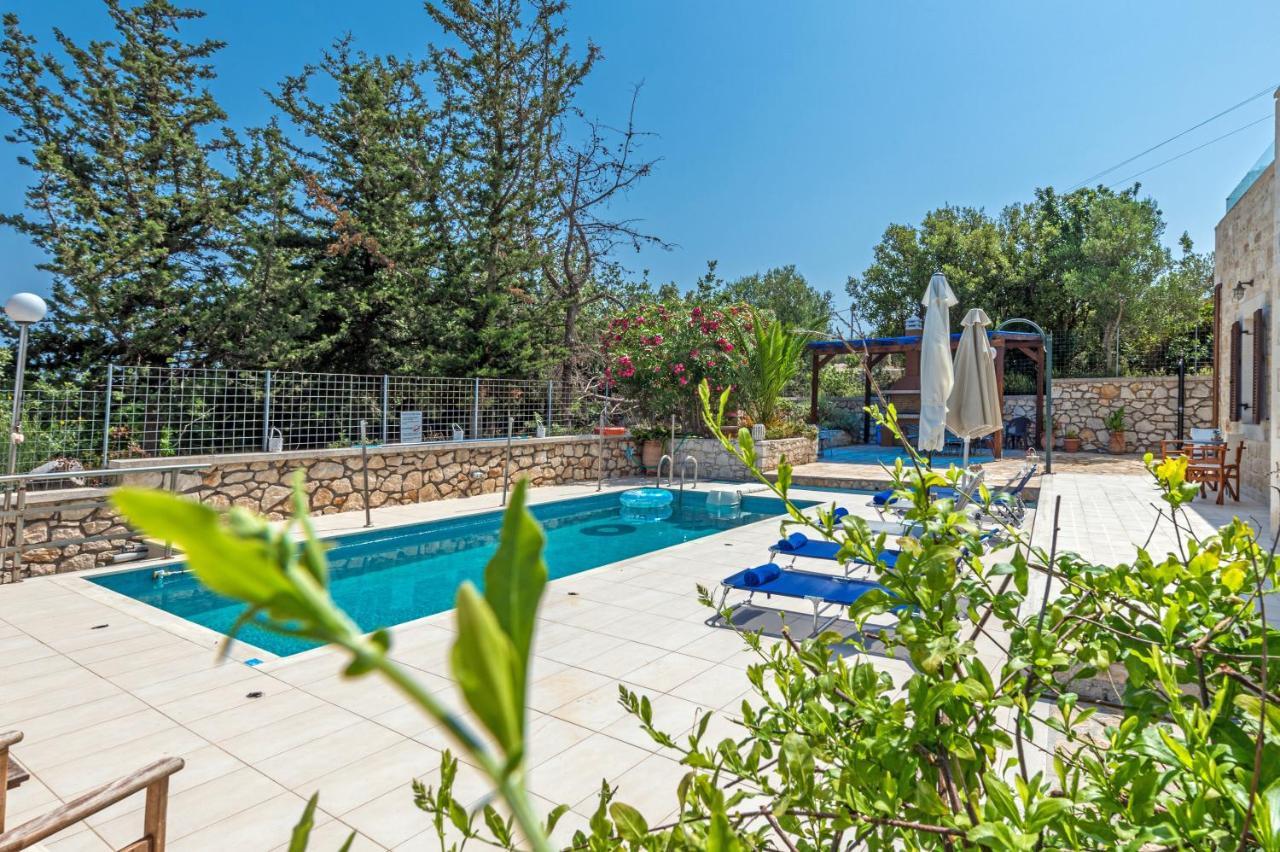 Villa Despina Prines  ภายนอก รูปภาพ